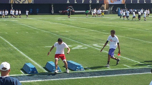 公开抨击假 公开抨击假