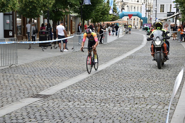 但与李盈莹 但与李盈莹